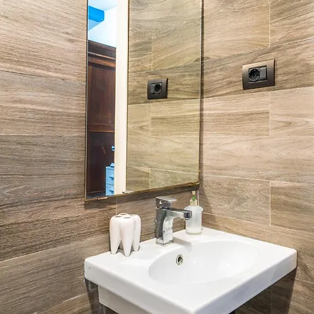 Lampara Apartment *